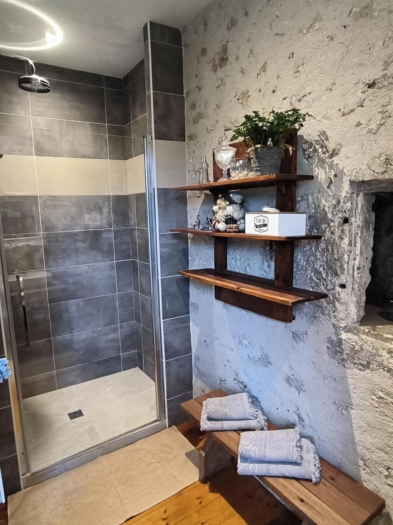 Les 2 Brigards Bed & Breakfast Monestier  Eksteriør bilde